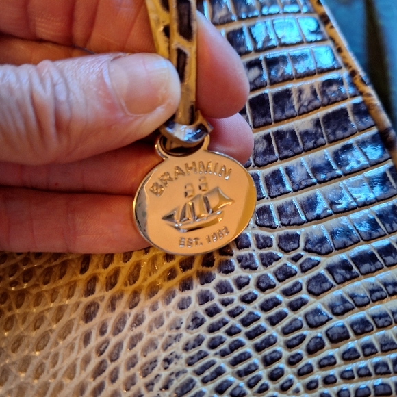 NWT Brahmin bag + wallet set - Picture 9 of 10